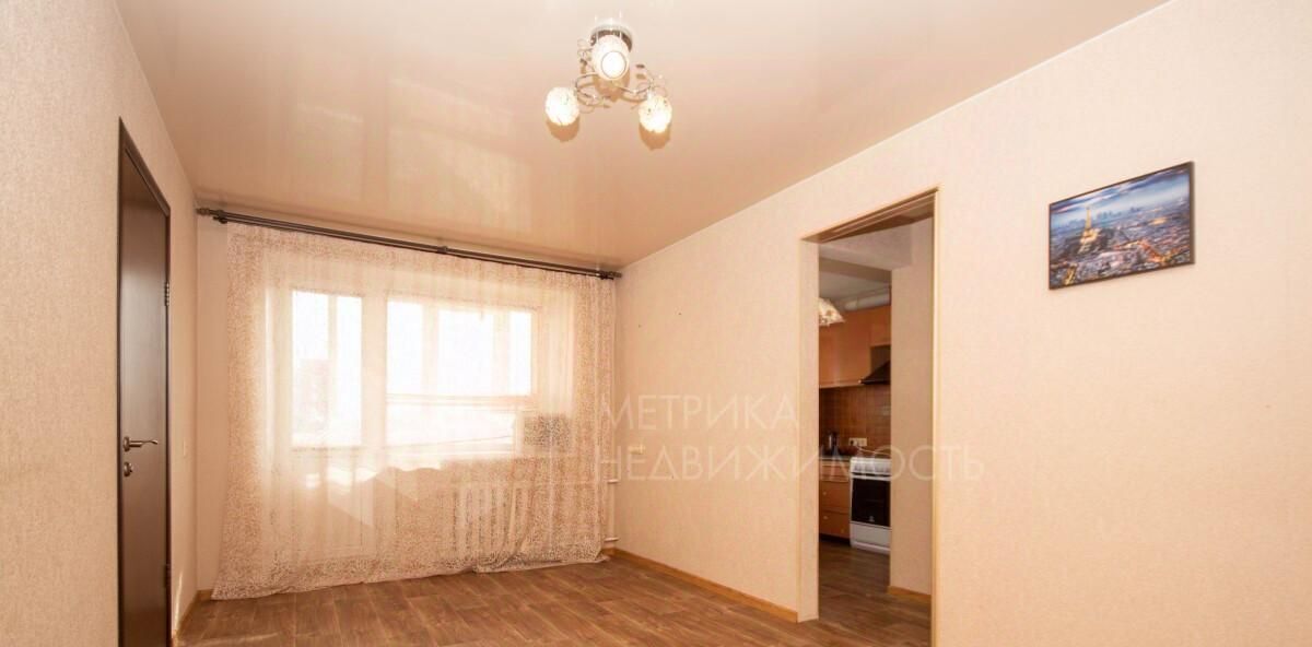 квартира г Тюмень р-н Калининский ул Барнаульская 34 фото 1