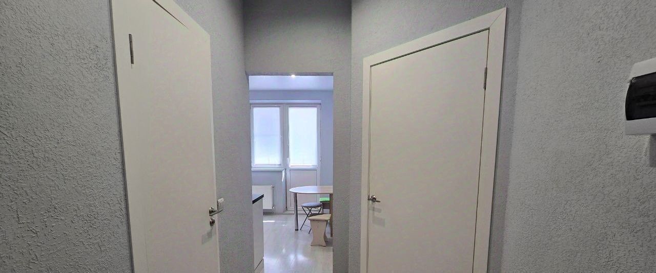 квартира г Краснодар р-н Прикубанский ул им. лётчика Позднякова 2к/2 фото 4