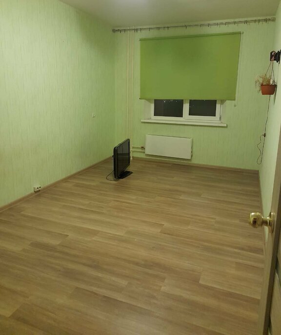 квартира г Волгоград улица Маршала Воронова, 18 фото 3