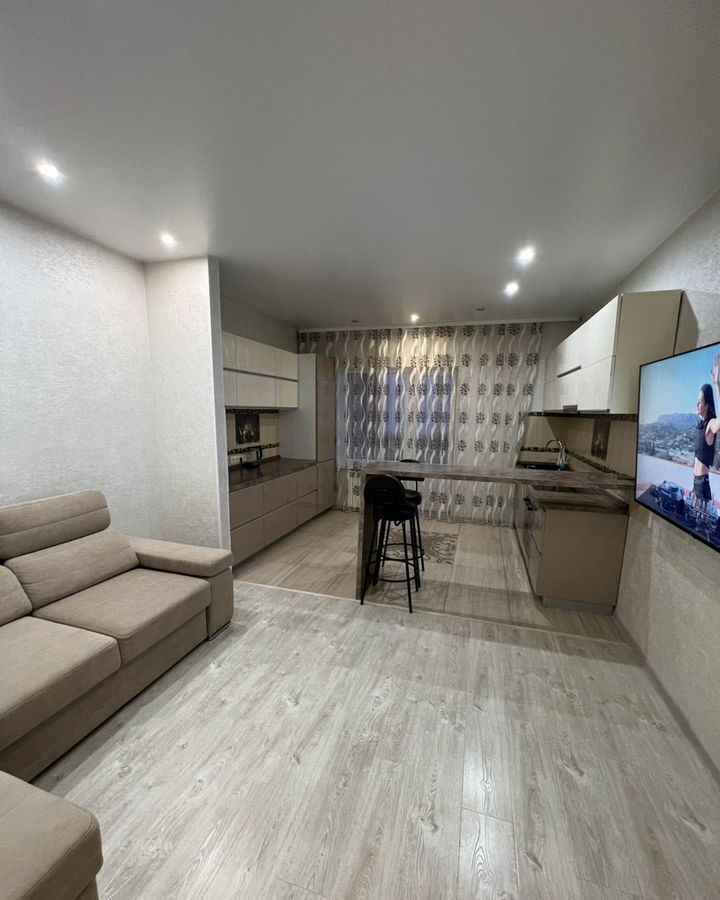 квартира г Губкинский 9-й мкр-н, 32, Тюменская обл. фото 1