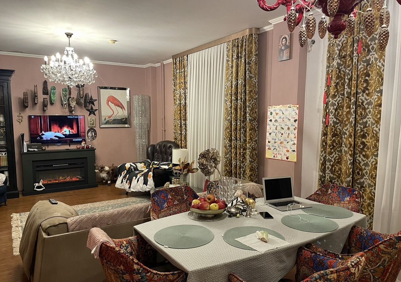 квартира г Красноярск р-н Железнодорожный пр-кт Свободный 28а фото 1