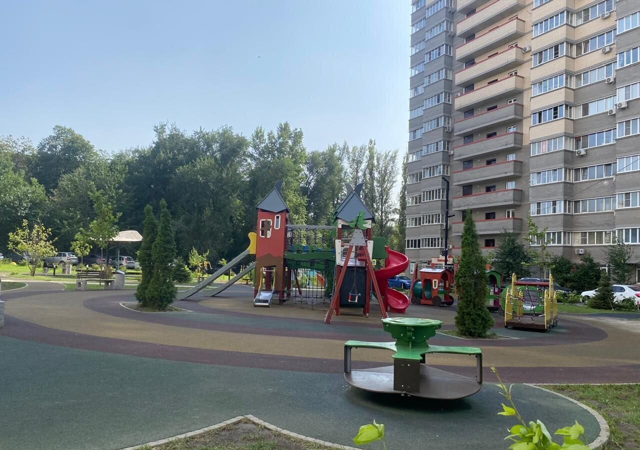 квартира г Ростов-на-Дону р-н Пролетарский пр-кт 40-летия Победы 63/17с 8 ЖК «Сокол Градъ» фото 1