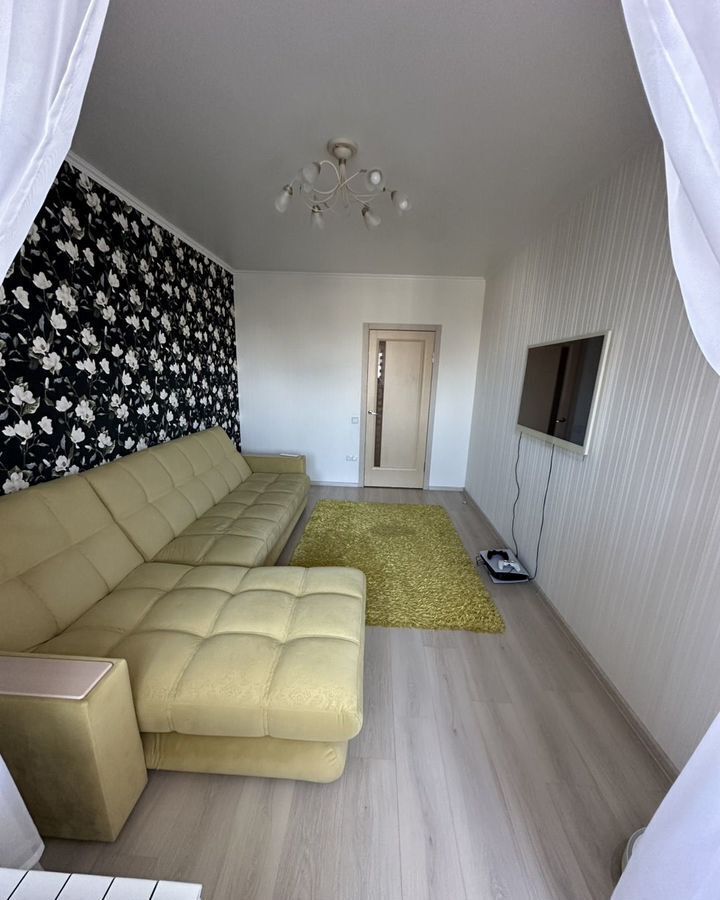 квартира г Тольятти р-н Автозаводский 20-й квартал б-р Рябиновый 15 фото 8