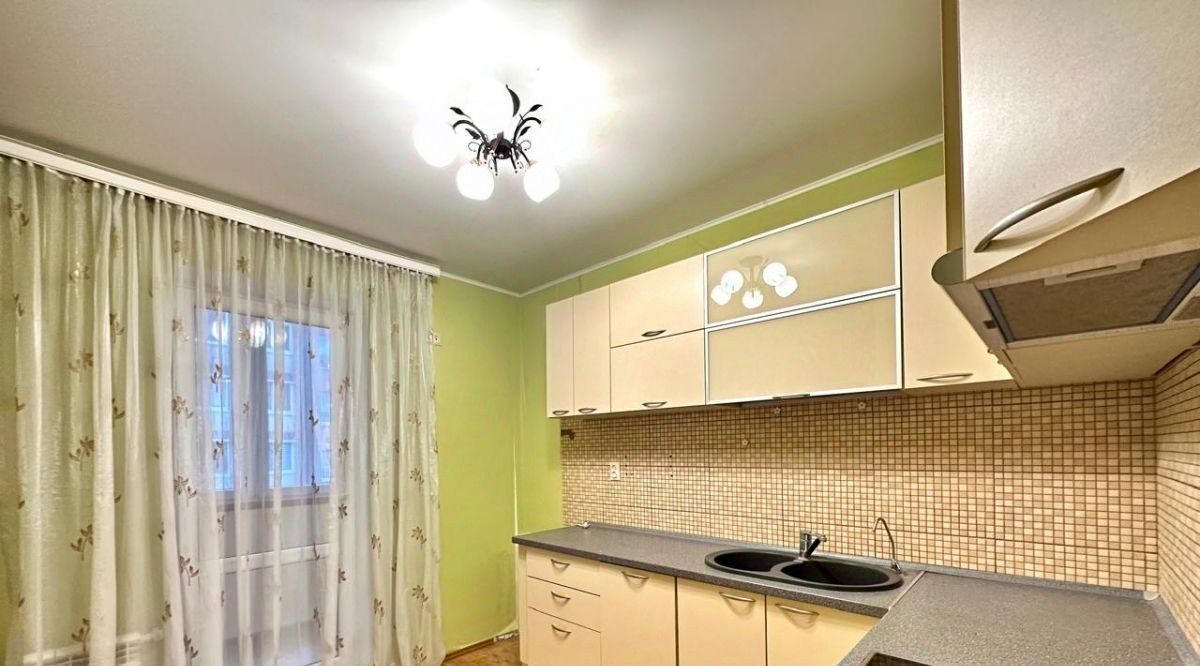 квартира г Калининград р-н Центральный ул Каштановая аллея 169 фото 1
