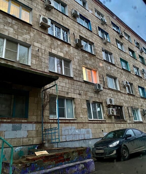 комната г Волгоград р-н Дзержинский ул 51-й Гвардейской 31 фото 3