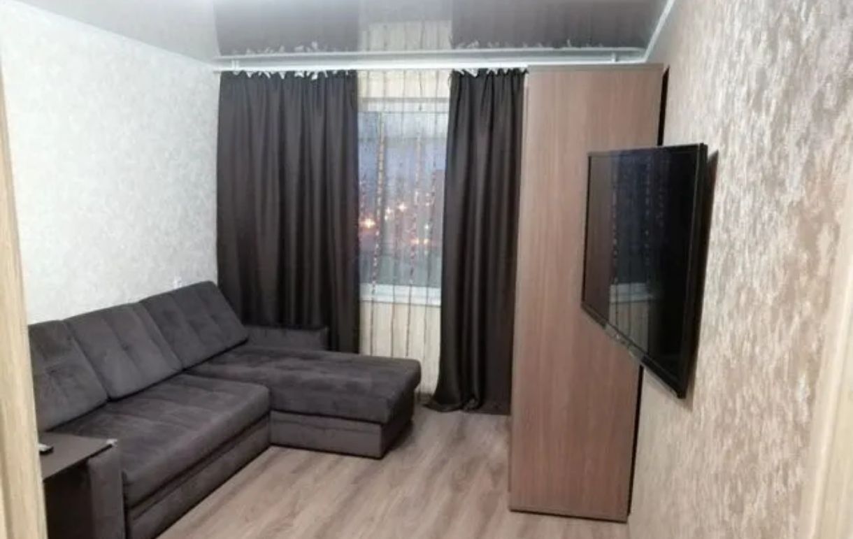 квартира г Мурманск р-н Октябрьский ул Карла Маркса 42 фото 2
