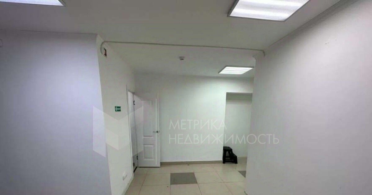 свободного назначения г Тюмень р-н Восточный ул 30 лет Победы 64 фото 1