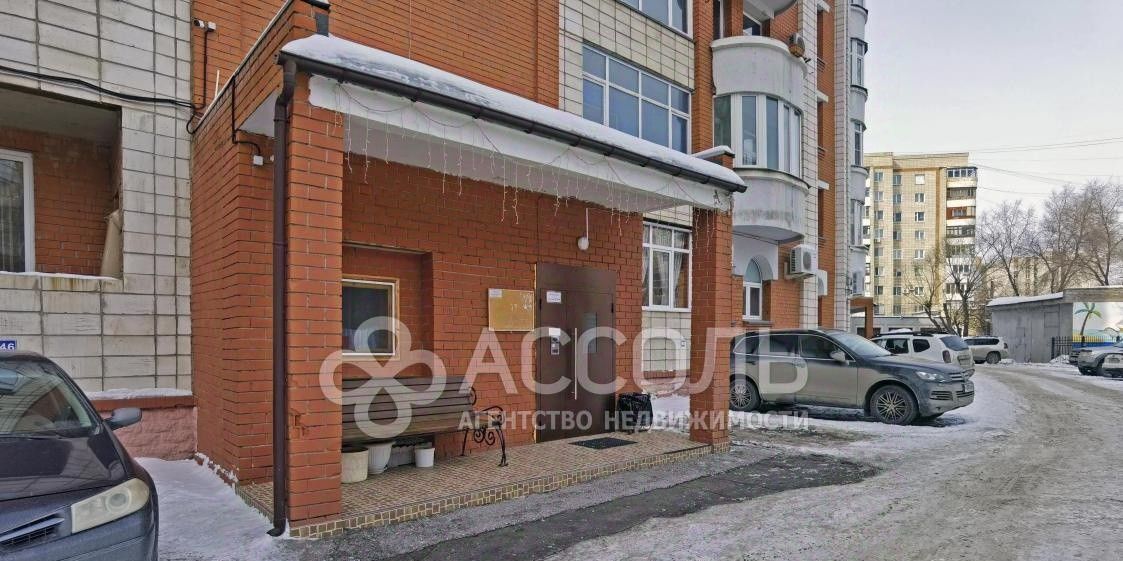 квартира г Омск р-н Центральный ул Добровольского 5/1 фото 35