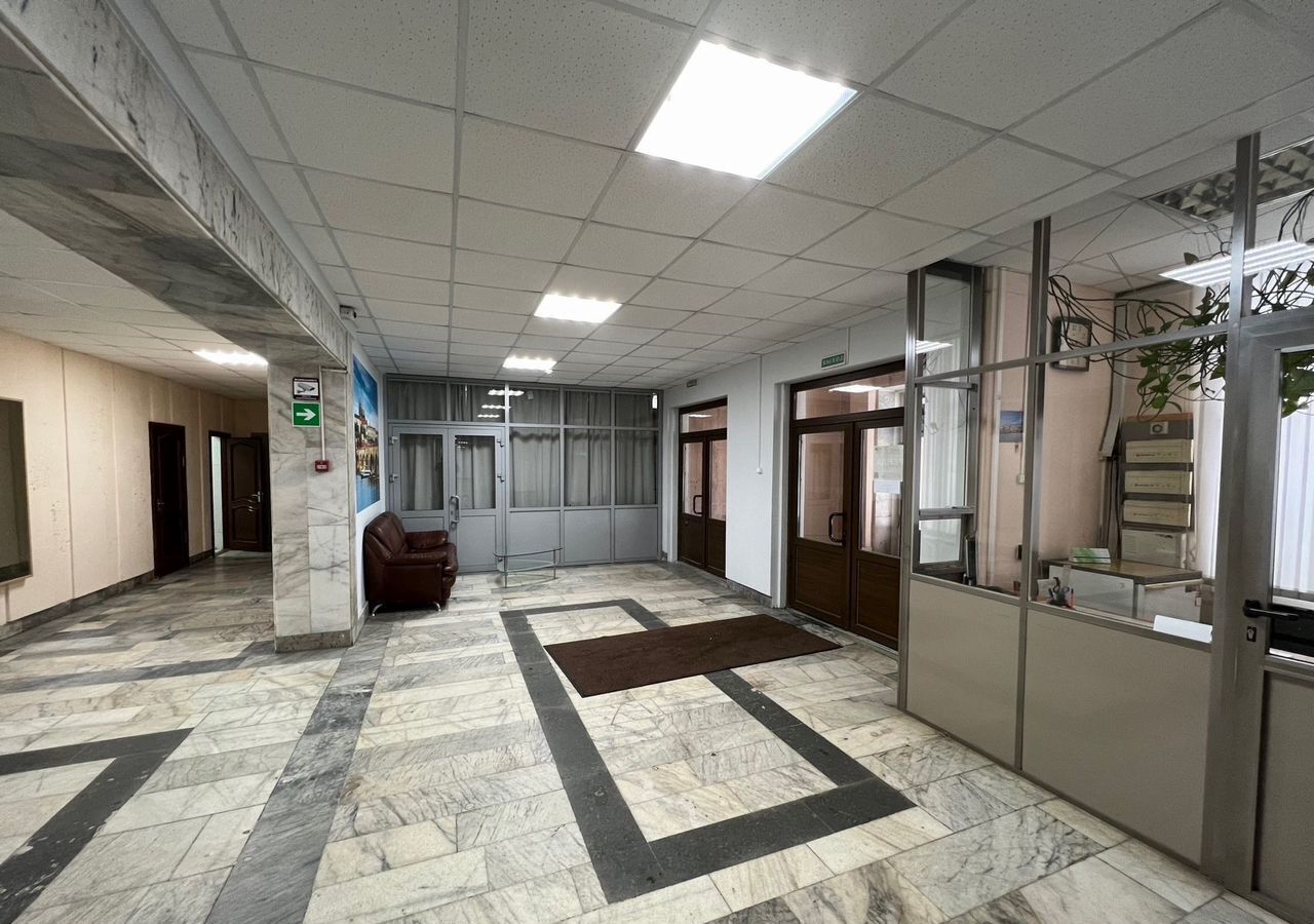 офис г Казань метро Площадь Тукая р-н Вахитовский ул Мазита Гафури 48 Республика Татарстан Татарстан фото 7