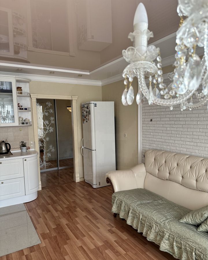 квартира г Екатеринбург р-н Кировский Уральская ул Уральская 75 фото 2