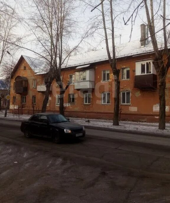 квартира г Омск Городок Нефтяников ул Малунцева 12 фото 1