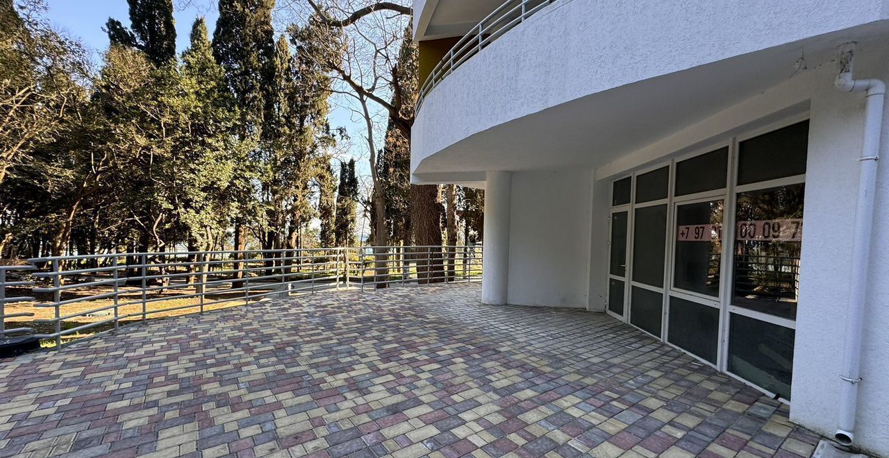 торговое помещение г Ялта пгт Кореиз пгт Гаспра 10, парк-памятник садово-паркового искусства Мисхорский фото 4