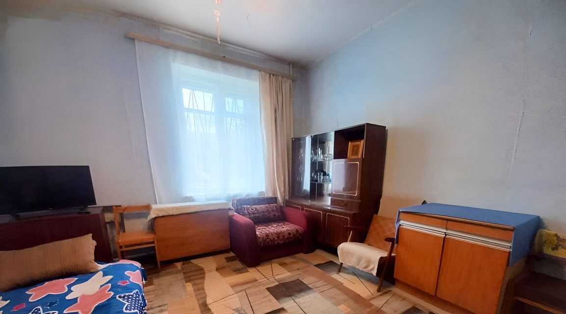 комната г Санкт-Петербург метро Новочеркасская пр-кт Среднеохтинский 45 фото 1