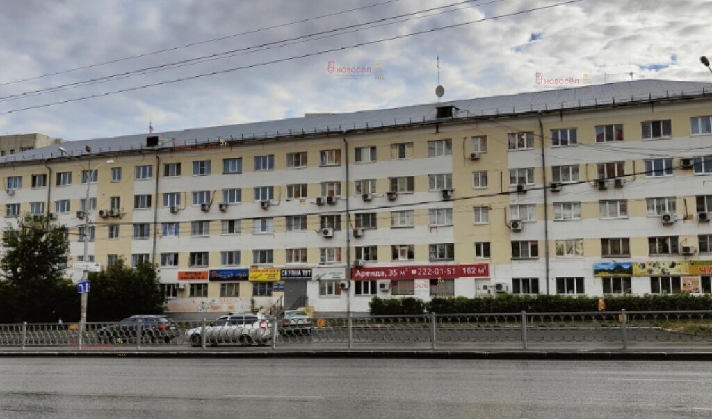 комната г Екатеринбург р-н Орджоникидзевский Уралмаш пр-кт Космонавтов 56 фото 2