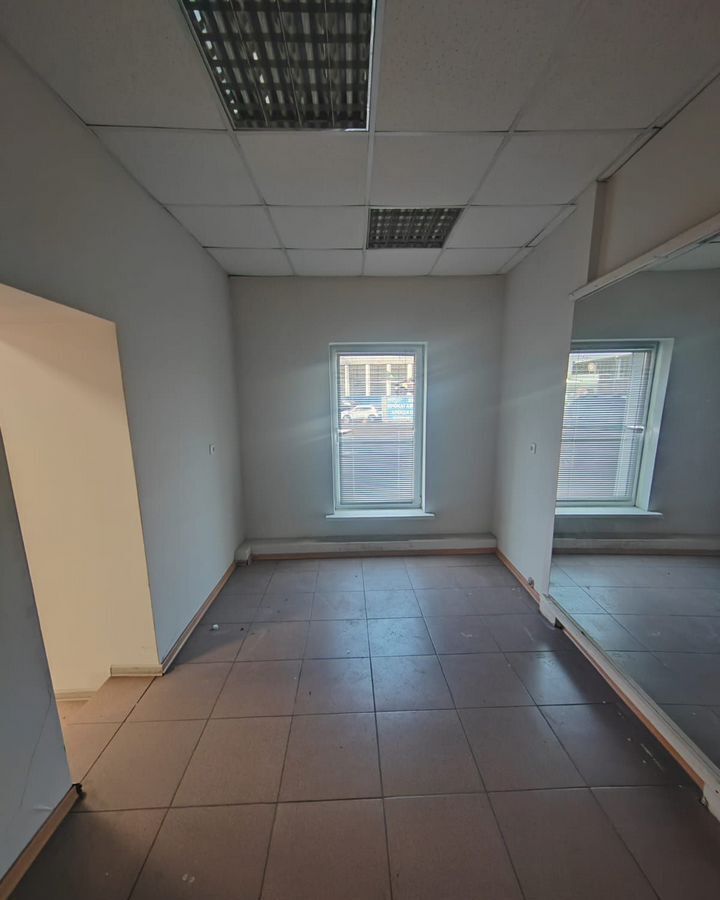 офис г Иркутск р-н Октябрьский ул Ширямова 2/4 фото 2