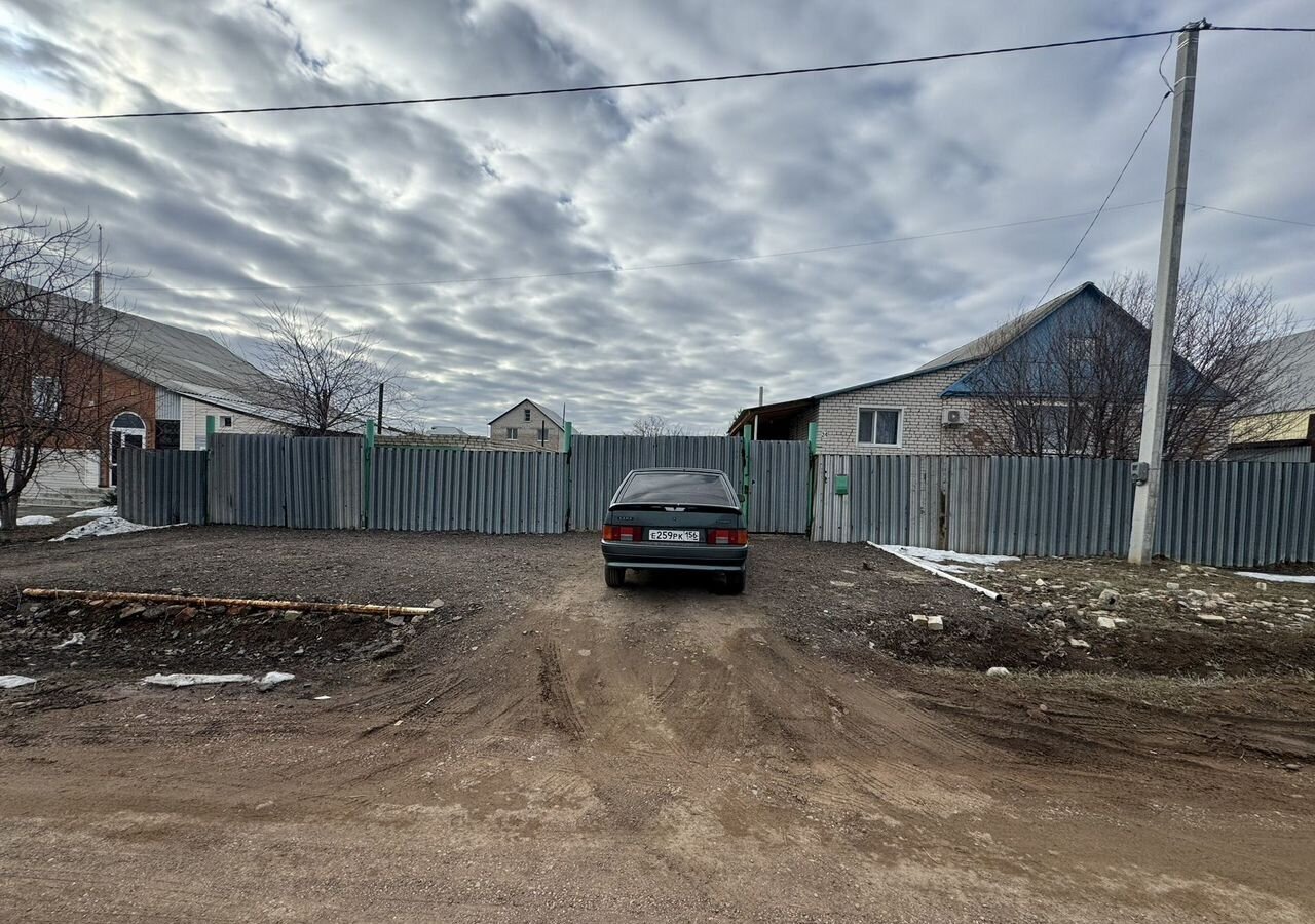 дом г Сорочинск ул Бронная 24 фото 1
