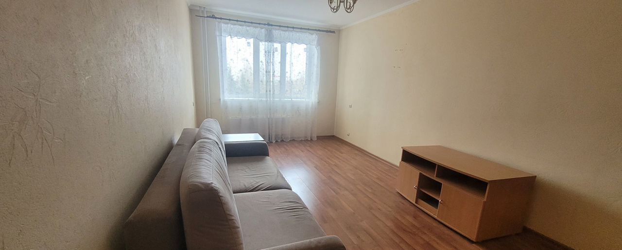 квартира г Саратов р-н Ленинский ул Гвардейская 18г фото 1