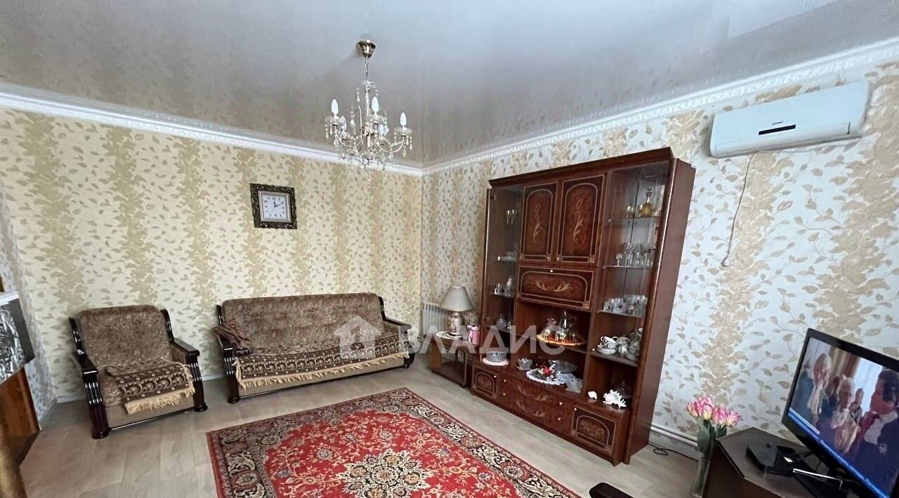 дом г Старый Оскол ул Сталеваров фото 1