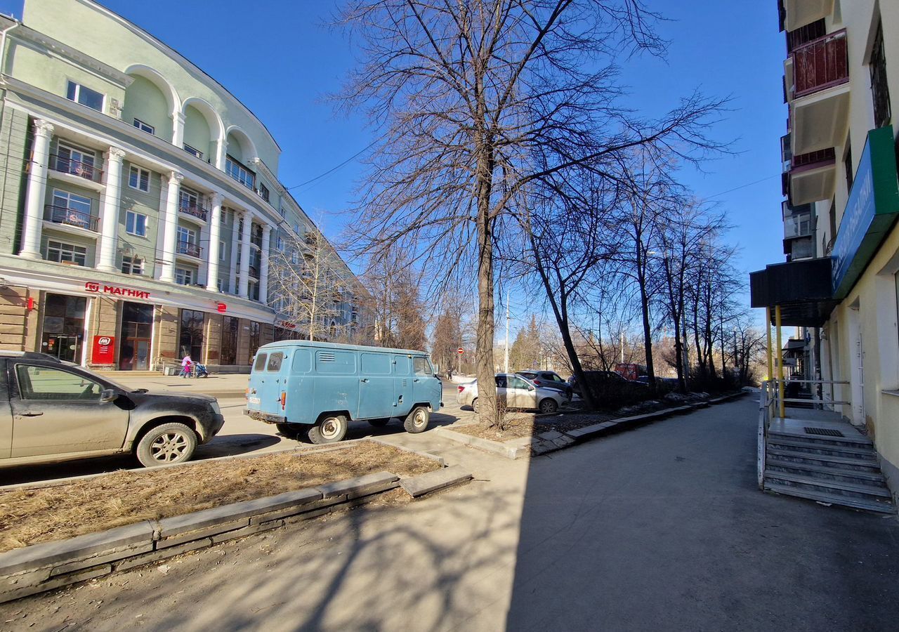 торговое помещение г Екатеринбург р-н Орджоникидзевский Уралмаш пр-кт Орджоникидзе 6 фото 4