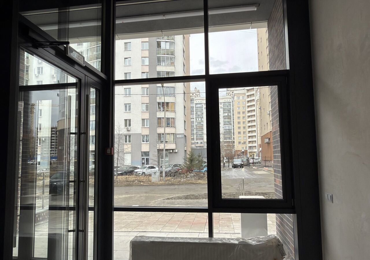 свободного назначения г Екатеринбург р-н Верх-Исетский ул Татищева 102 фото 3