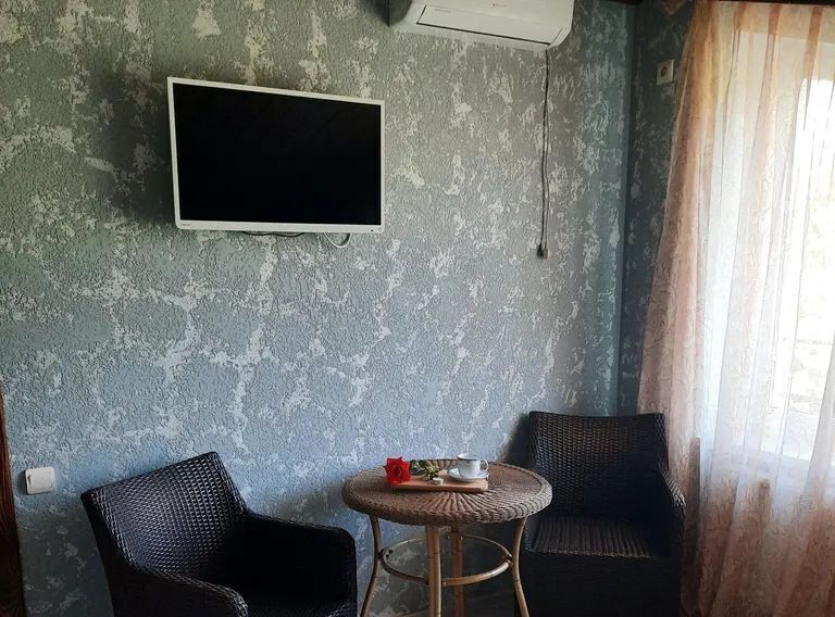 комната г Геленджик с Береговое ул Мира 41 фото 2