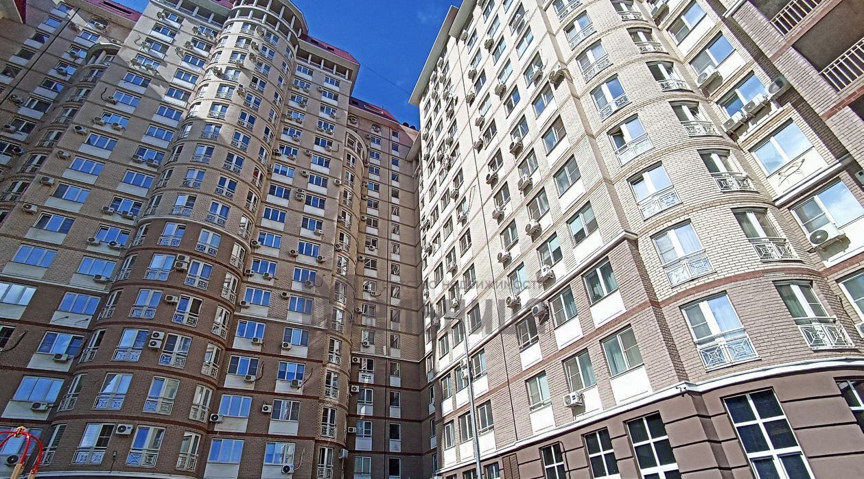 квартира г Волгоград р-н Центральный ул им. Пархоменко 2а фото 19