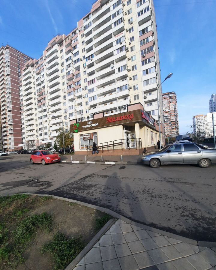 квартира г Краснодар р-н Карасунский пр-кт им. писателя Знаменского 24 мкр Почтовый» фото 12
