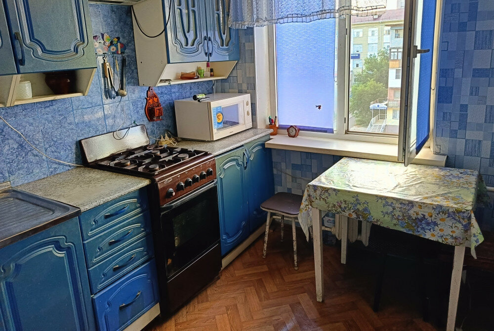 квартира г Астрахань р-н Ленинский ул Яблочкова 27 фото 4
