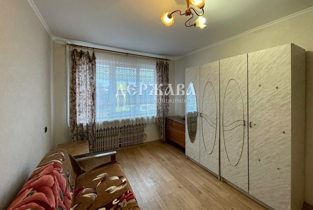 квартира г Старый Оскол микрорайон Молодогвардеец 1 фото 3