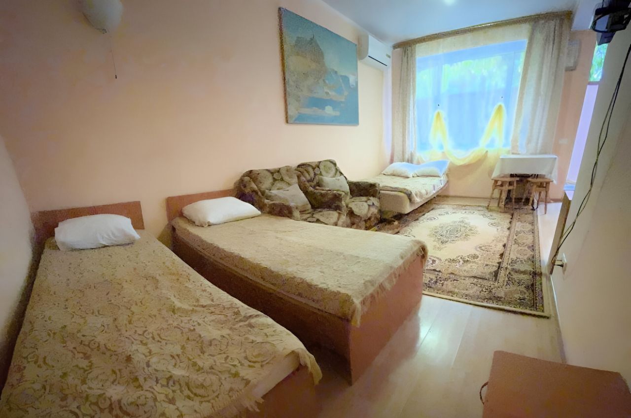 комната г Судак ул Бирюзова 58д фото 7