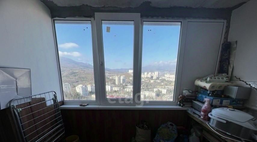 квартира г Алушта ул Октябрьская фото 8
