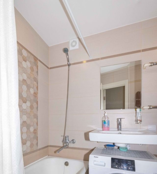 квартира г Ишим ул Шаронова 5 фото 10