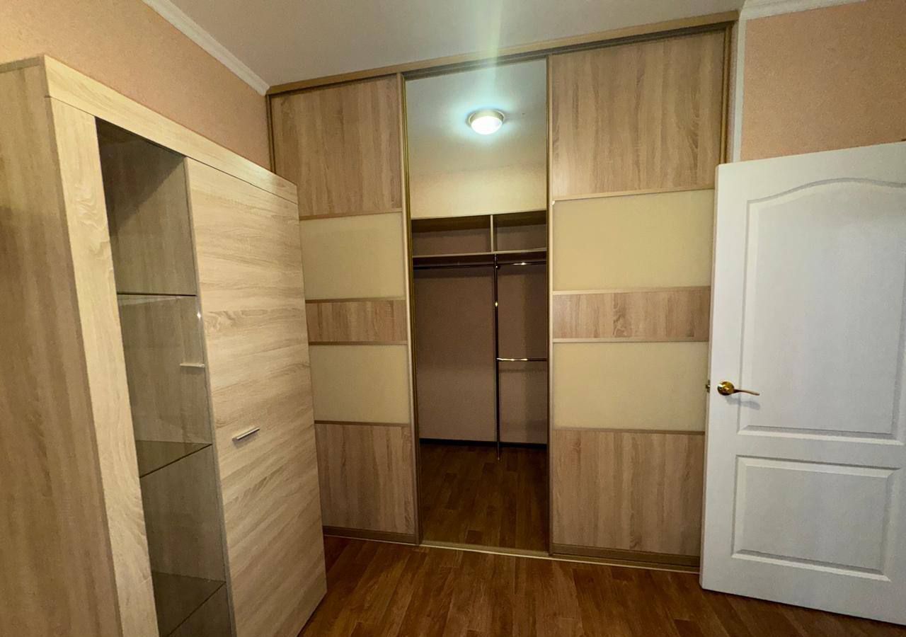 квартира г Краснодар р-н Прикубанский ул им. Байбакова Н.К. 2 мкр-н Московский фото 8