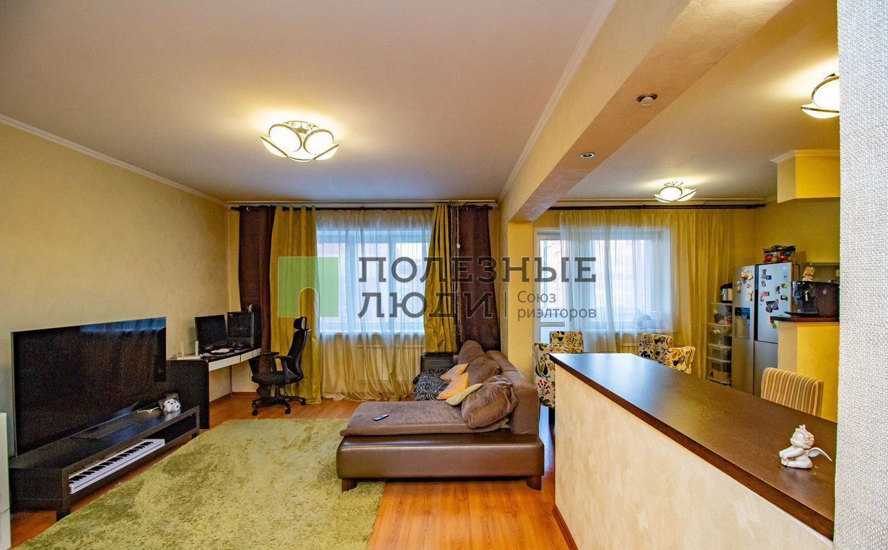 квартира г Красноярск р-н Советский ул Авиаторов 33 фото 3