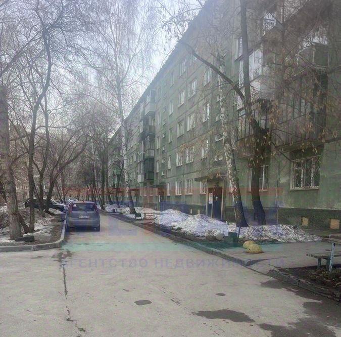 квартира г Новосибирск Заельцовская ул Учительская 19/2 фото 1