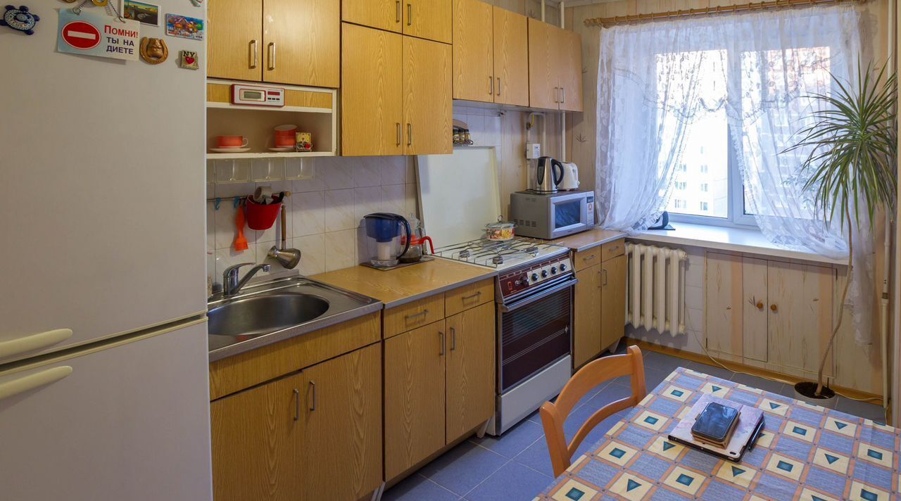 квартира г Омск р-н Октябрьский ул Масленникова 183 фото 11