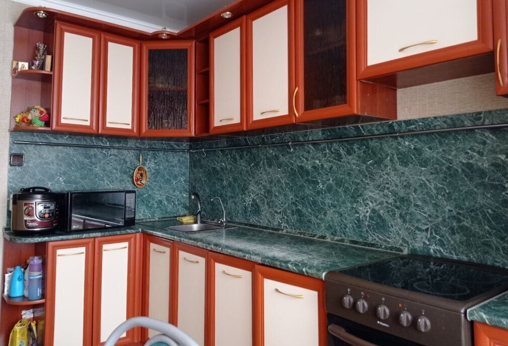 квартира г Тобольск мкр 7а 14а фото 4