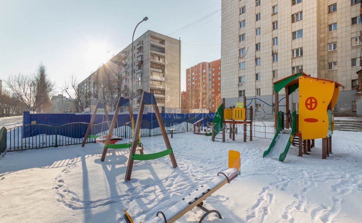 квартира г Тюмень р-н Ленинский ул 50 лет Октября 62а фото 15