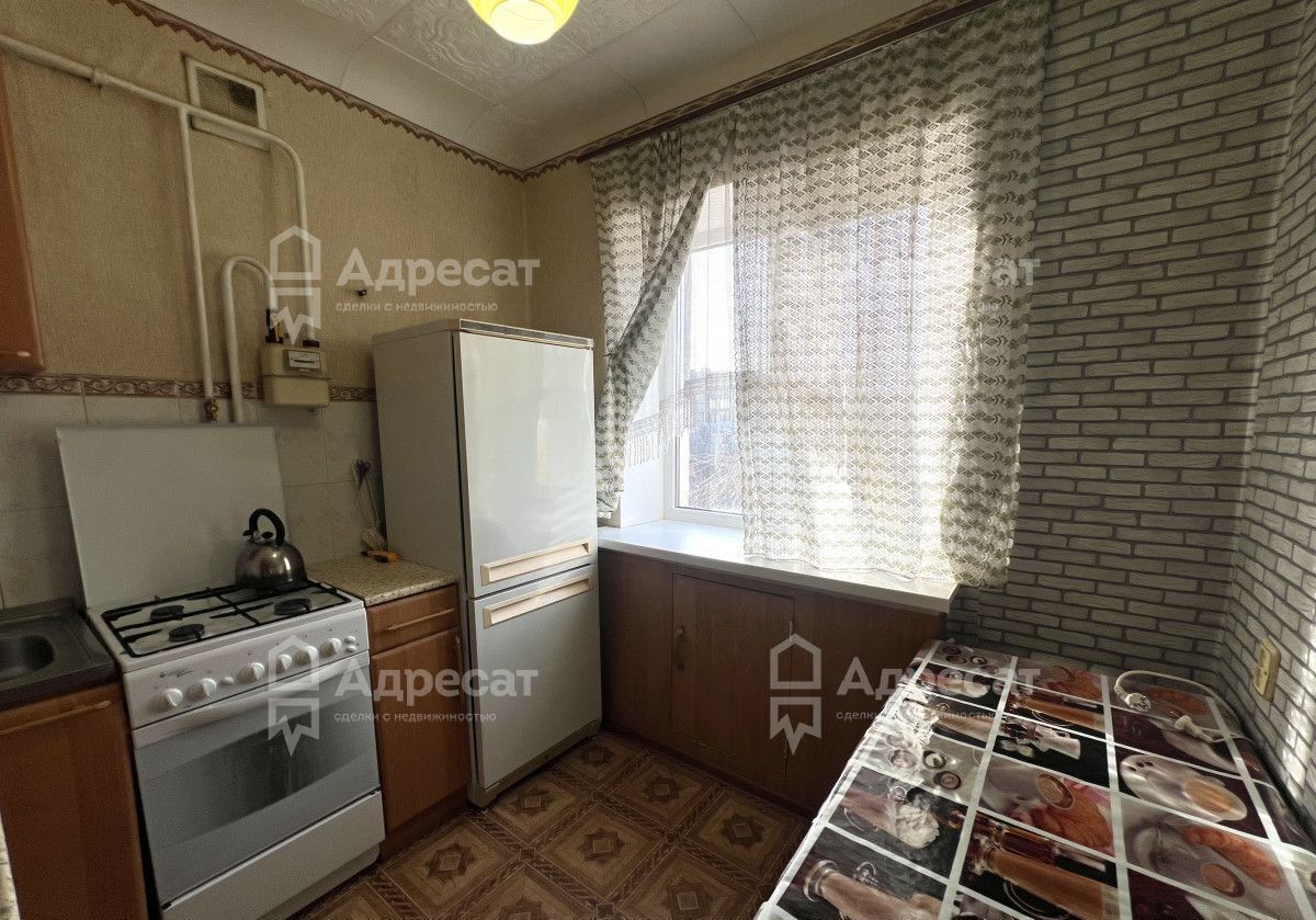 квартира г Волгоград р-н Тракторозаводский ул им. Батова 8 фото 3