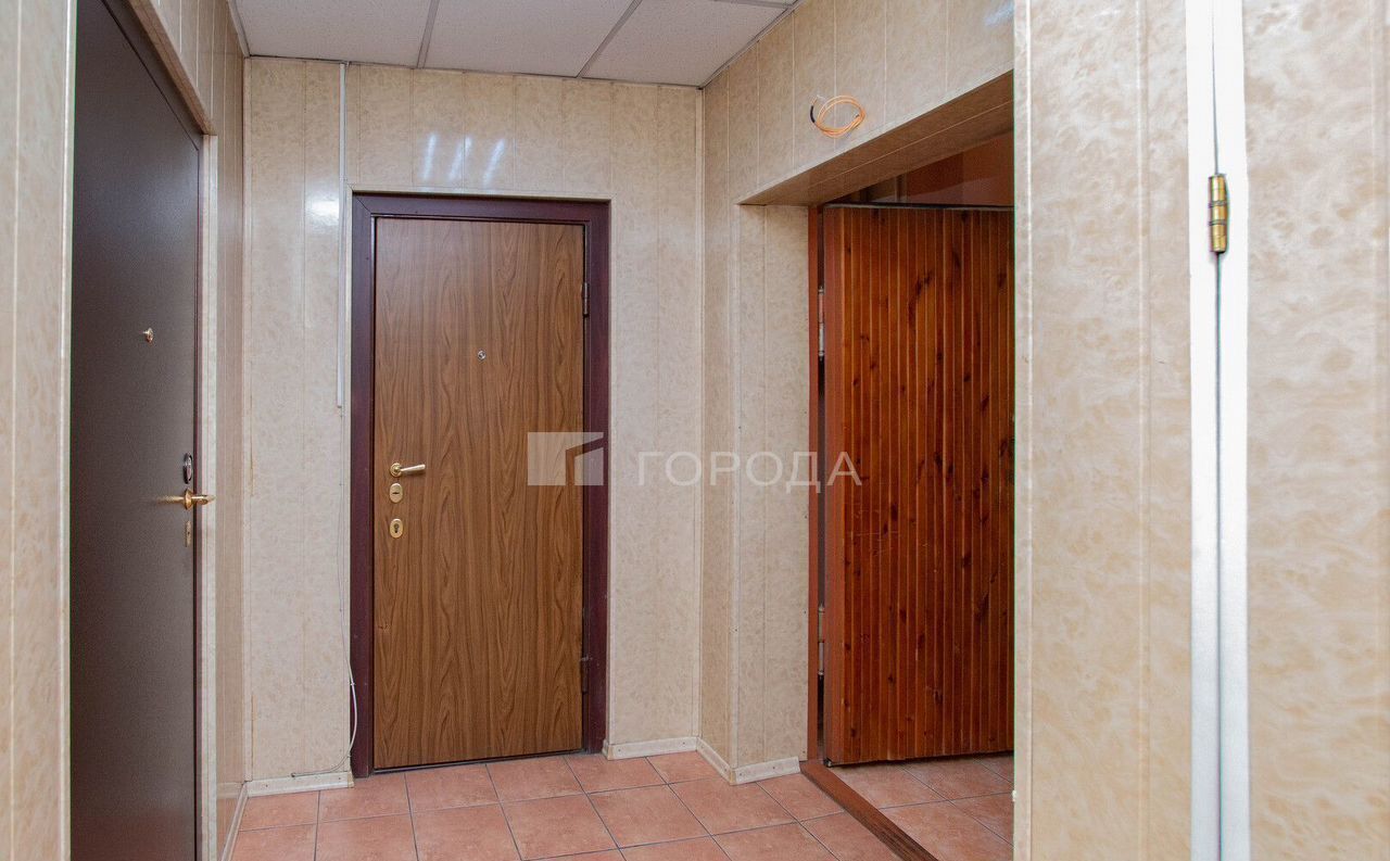 квартира г Новокузнецк р-н Центральный ул Кирова 109 фото 2