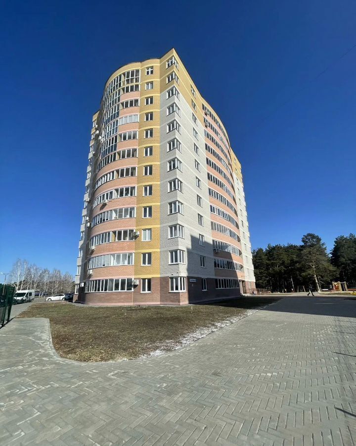 квартира г Каменск-Уральский Синарский пр-кт Победы 88 фото 1