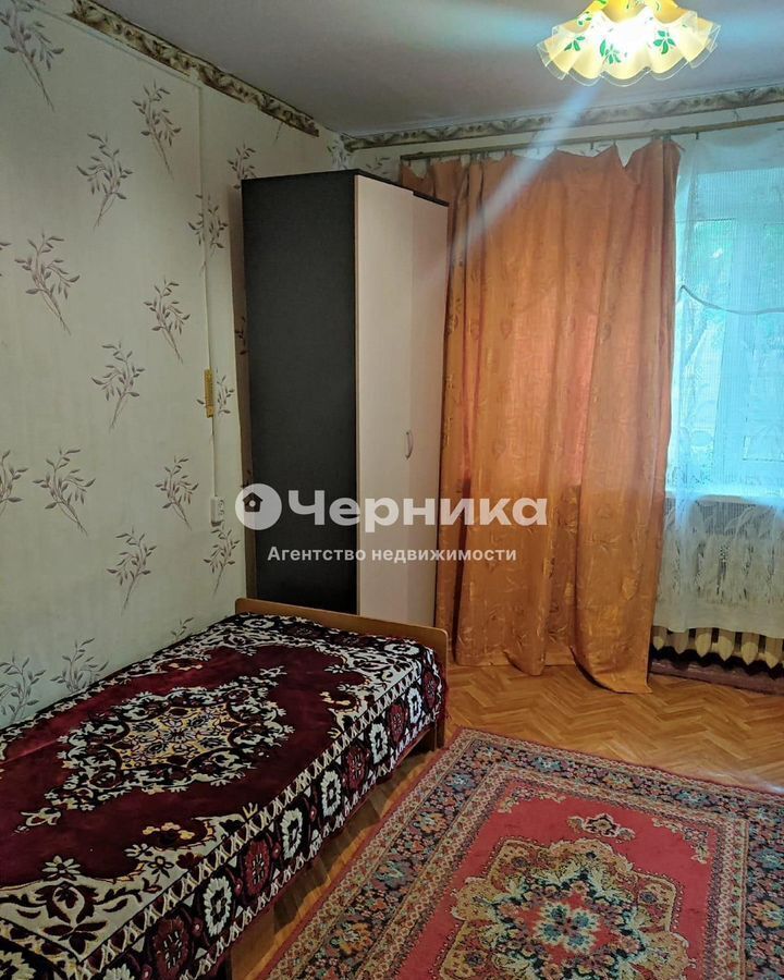 комната г Каменск-Шахтинский ул Героев Пионеров 9 фото 1