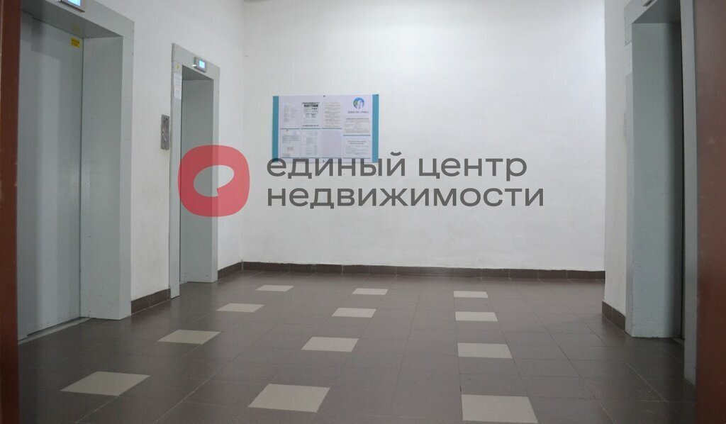 квартира г Тюмень ул Фармана Салманова 4 фото 15