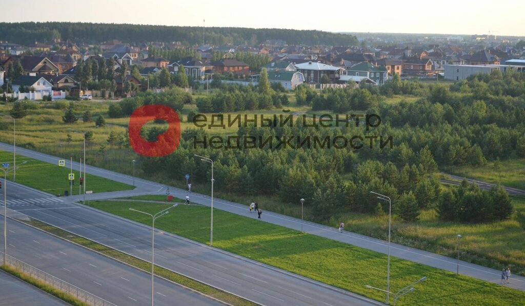 квартира г Тюмень ул Фармана Салманова 4 фото 23