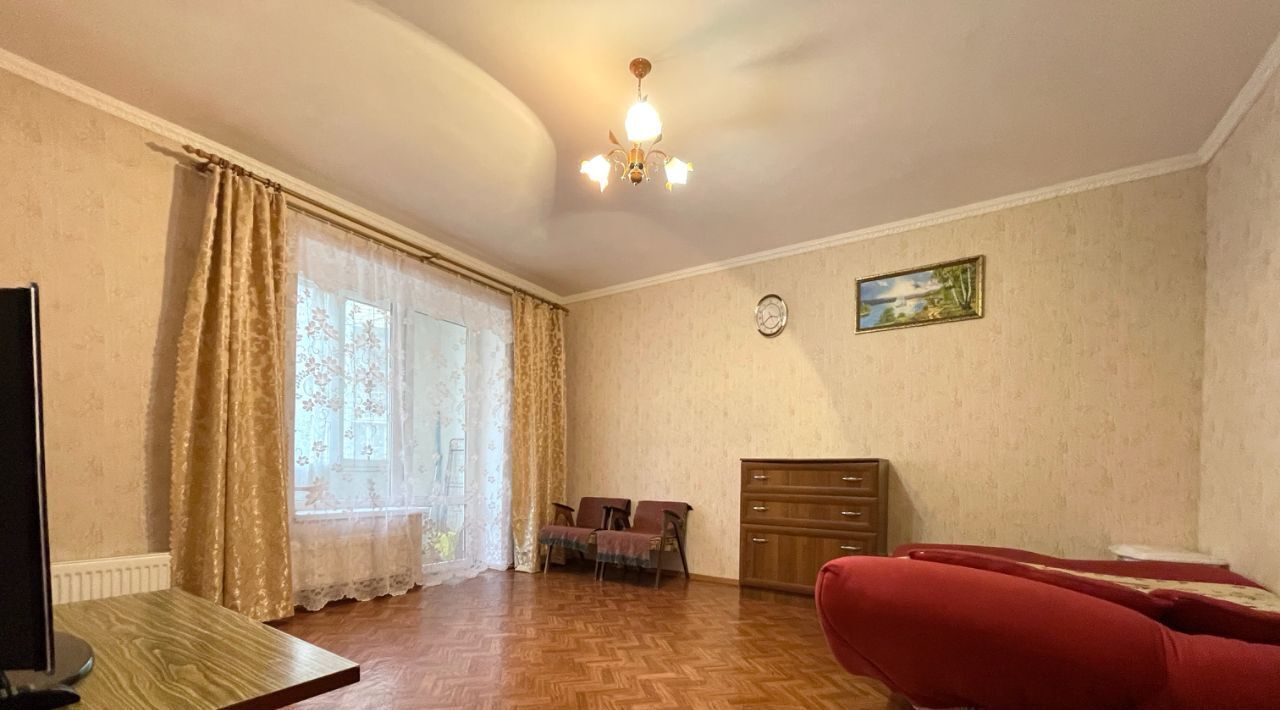 квартира г Таганрог ул Адмирала Крюйса фото 1
