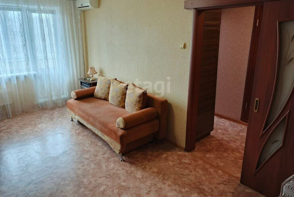 квартира г Тольятти р-н Автозаводский 13 квартал ул 40 лет Победы 122 фото 1