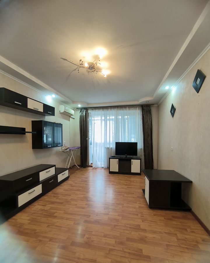 квартира г Новороссийск р-н Центральный ул Исаева 6 фото 1