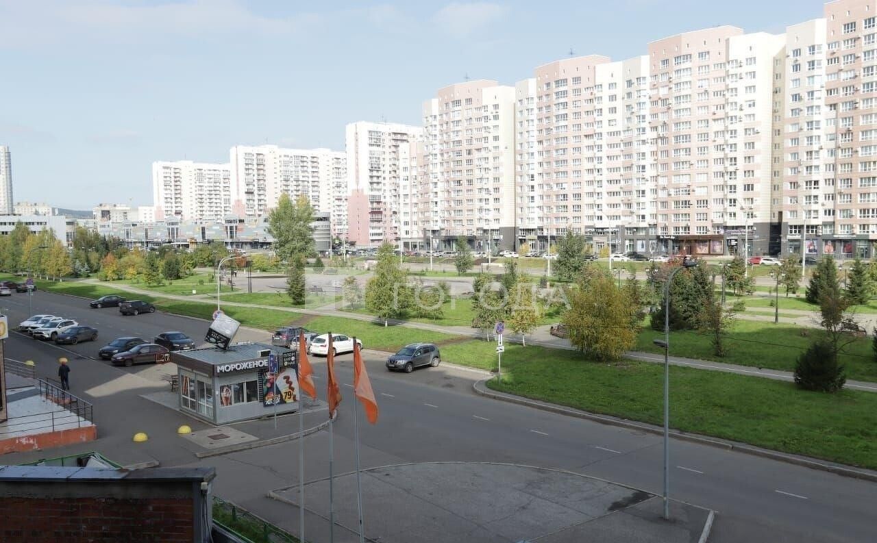 квартира г Новокузнецк р-н Центральный Кемеровская обл. — Кузбасс, пр-т Н. С. Ермакова, 3 фото 20