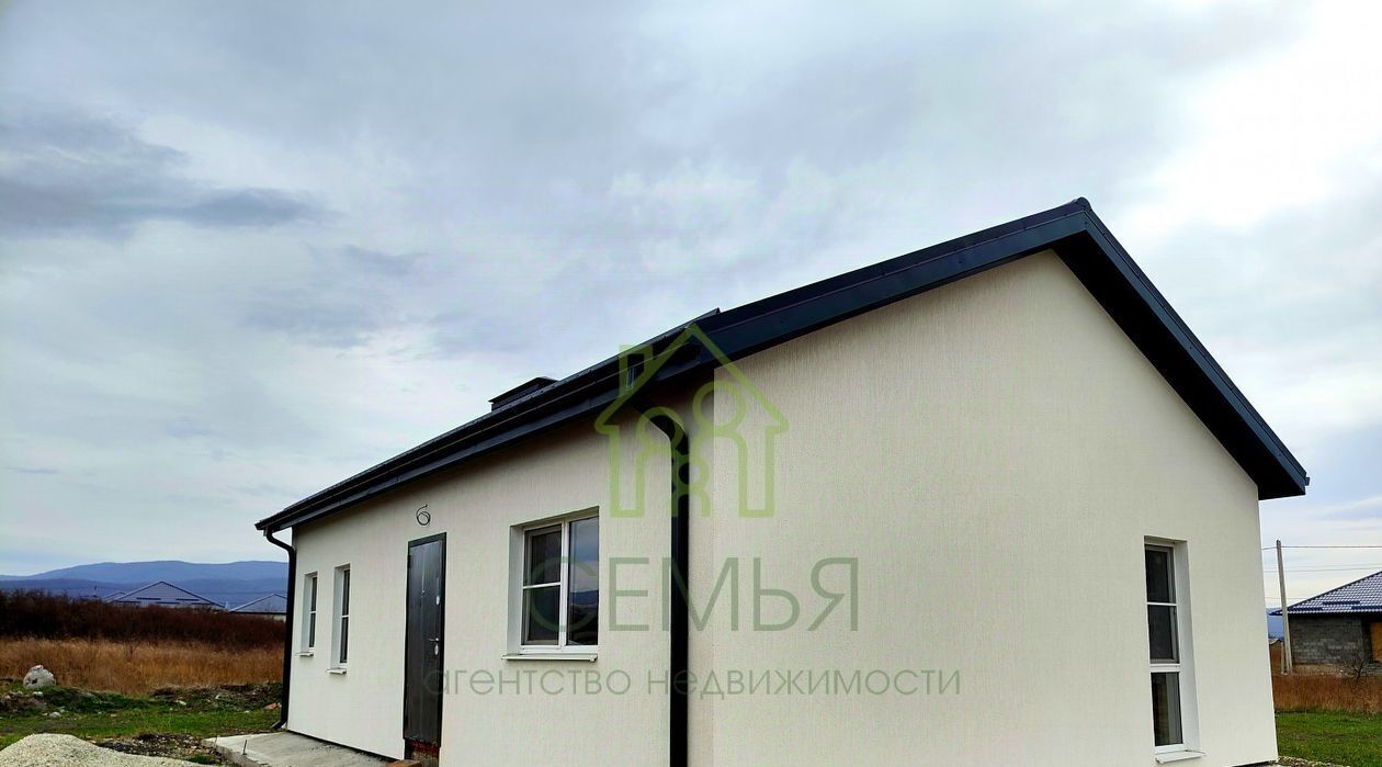 дом г Новороссийск х Семигорский ул Имени Казачки Марьяны фото 2