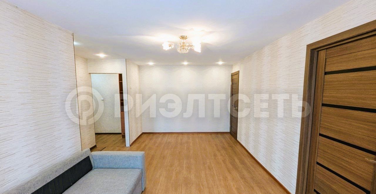 квартира г Мурманск р-н Октябрьский ул Академика Книповича 63 фото 1
